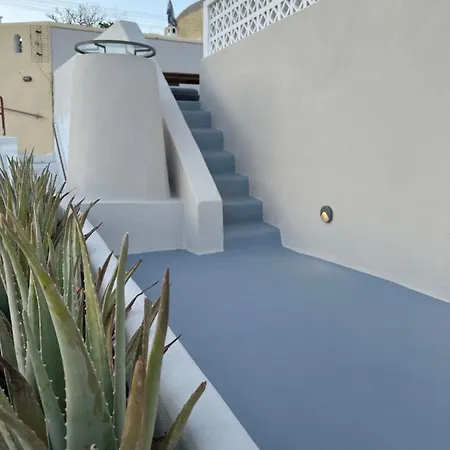 Saba Luxury *